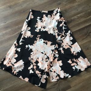 Brand new Calvin Klein’s floral ruffle skirt